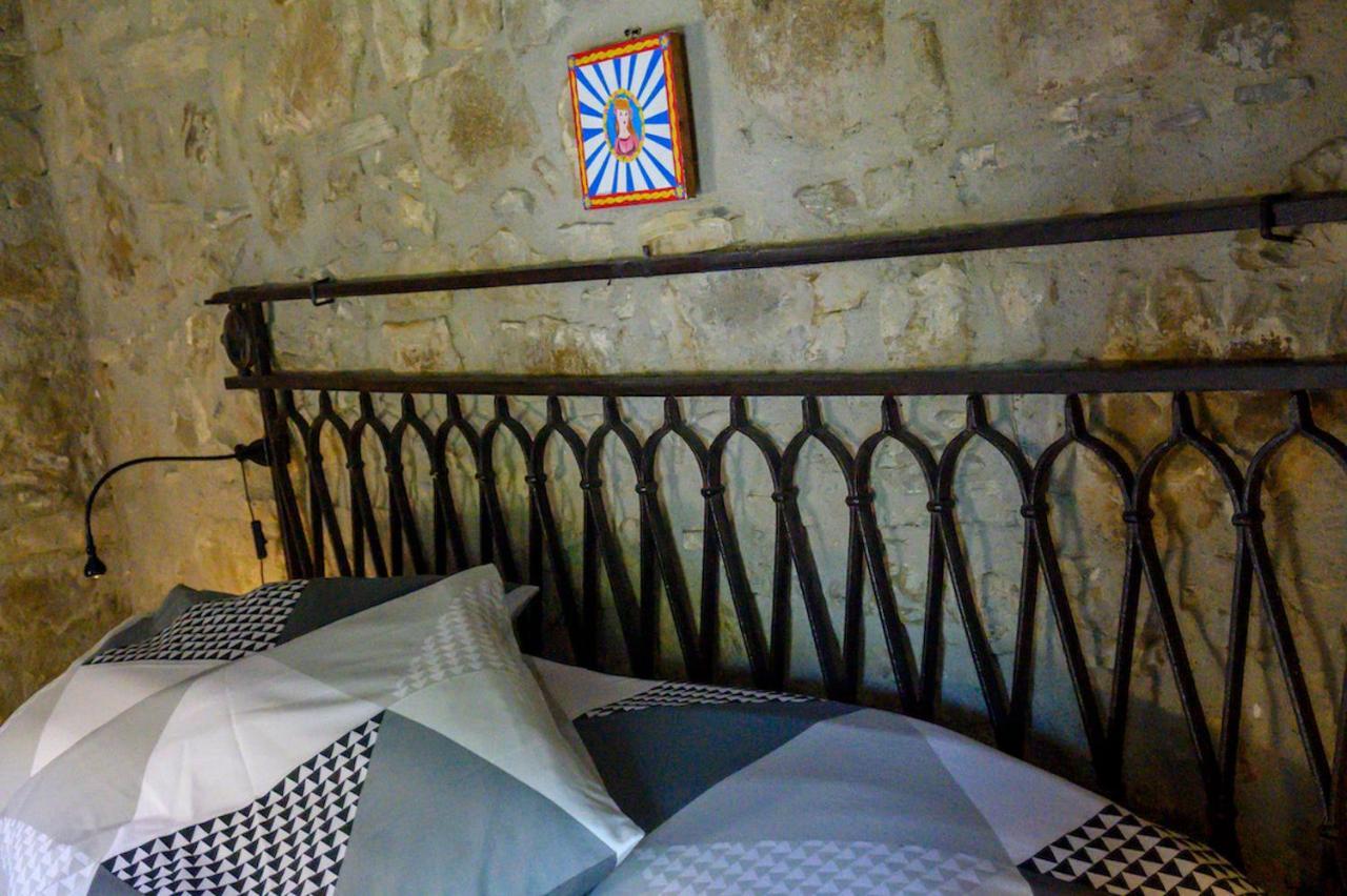 Malandrino Cottage Cefalù Eksteriør billede