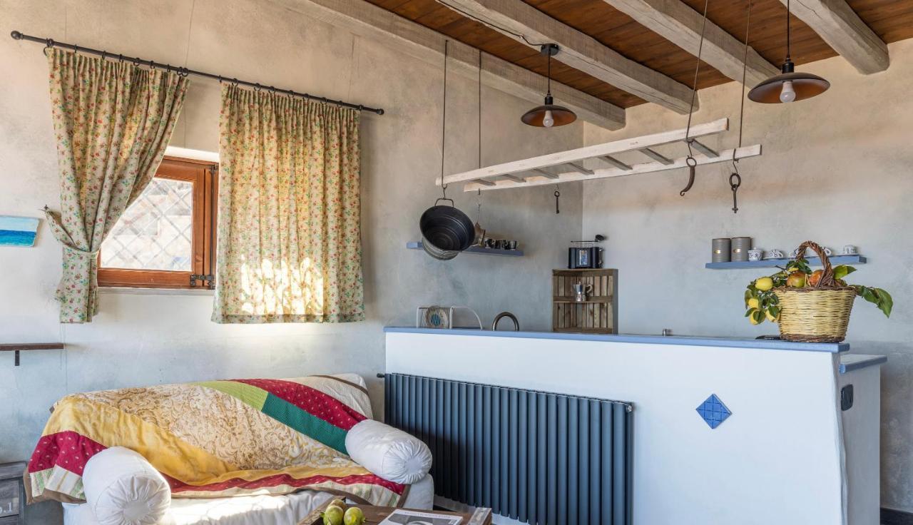 Malandrino Cottage Cefalù Eksteriør billede